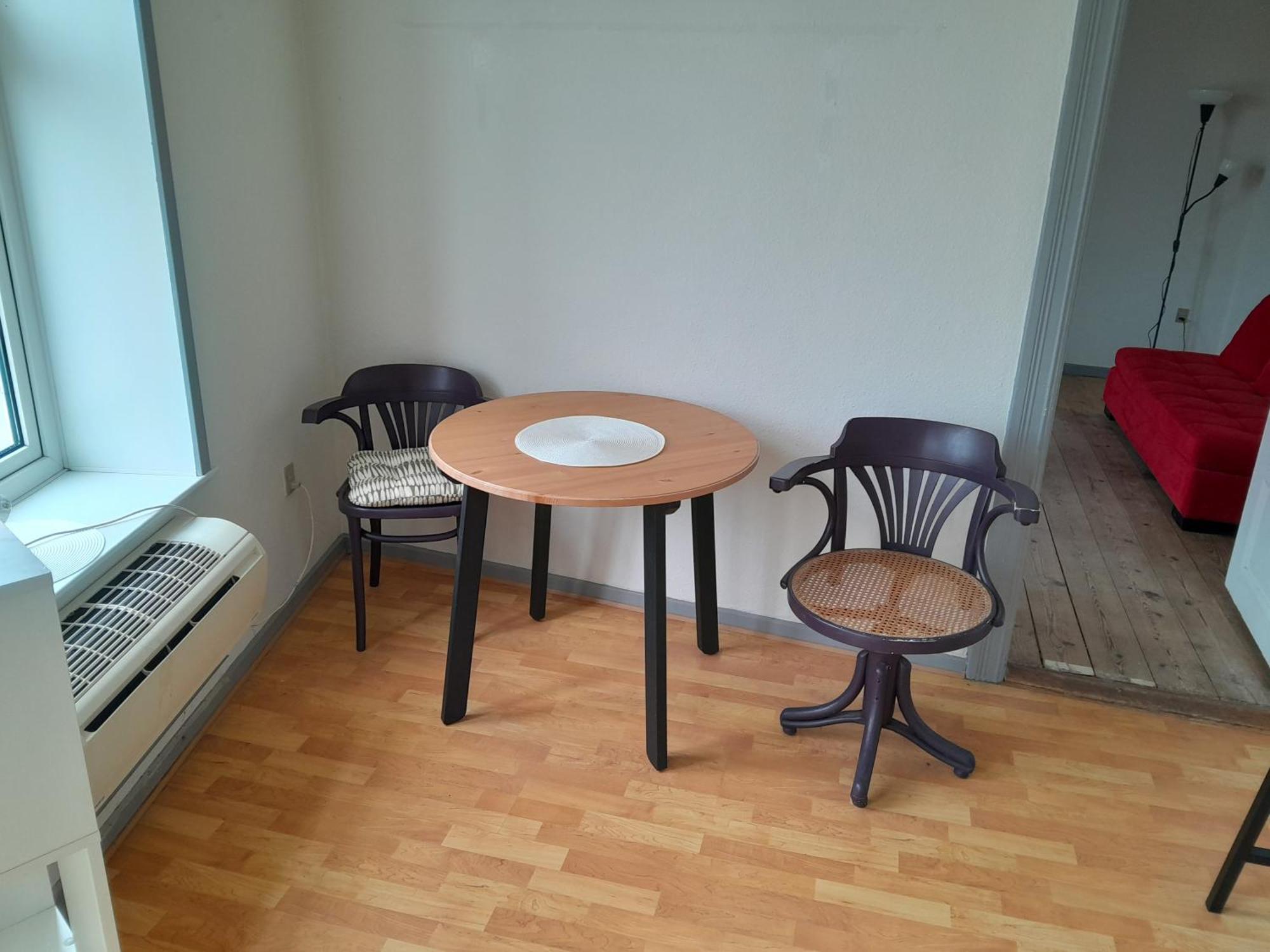 Apartment Mit 2 Zimmern Und Balkon Im Herzen Von Hoyer Hojer ภายนอก รูปภาพ